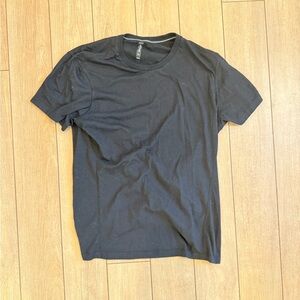 Ten Thousand Durable Tee Size Medium